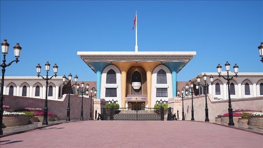 مسقط: اعتداء إسرائيل على إيران يأتي بتوقيت بالغ الحساسية 