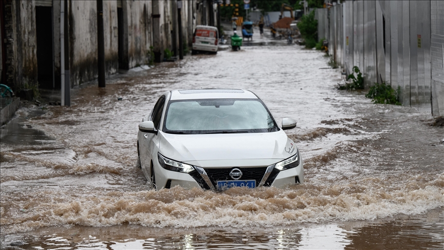 Thousands evacuated, flights cancelled as typhoon hits southern China