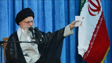 Pemimpin Tertinggi Iran bersumpah balas dendam terhadap Israel