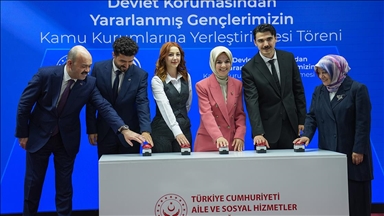 Devlet korumasından yararlanmış 608 genç kamu kurumlarına yerleştirildi