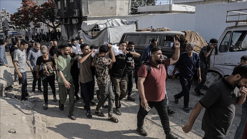 15 palestinezë të tjerë që prisnin ndihmë ushqimore vriten nga shtënat me armë zjarri nga Izraeli në Gaza