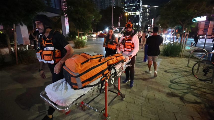 3 قتلى و91 إصابة في 6 موجات صاروخية إيرانية ضربت إسرائيل