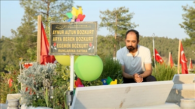 Depremde kaybettiği ailesiyle geçirdiği son Babalar Günü'nü unutamıyor