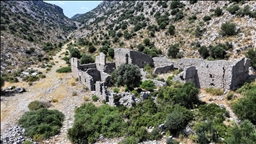 Pisidya'yı Pamfilya'ya bağlayan antik döşeme yol, ziyaretçilerini tarihte yolculuğa çıkarıyor