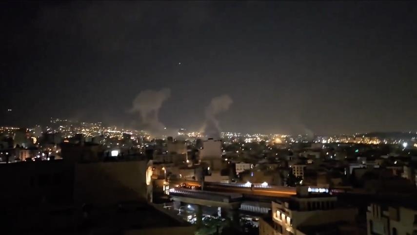 بينها "وزارة الدفاع".. إسرائيل تدعي مهاجمة 80 هدفا بإيران