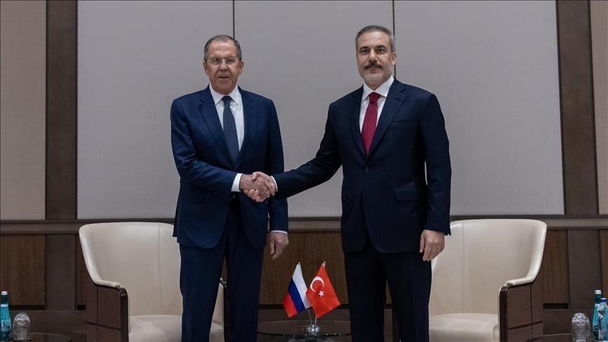 Hakan Fidan et Sergueï Lavrov discutent du conflit entre Israël et l'Iran ainsi que de ses potentielles répercussions
