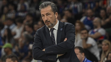 Anadolu Efes'te Luca Banchi dönemi sona erdi