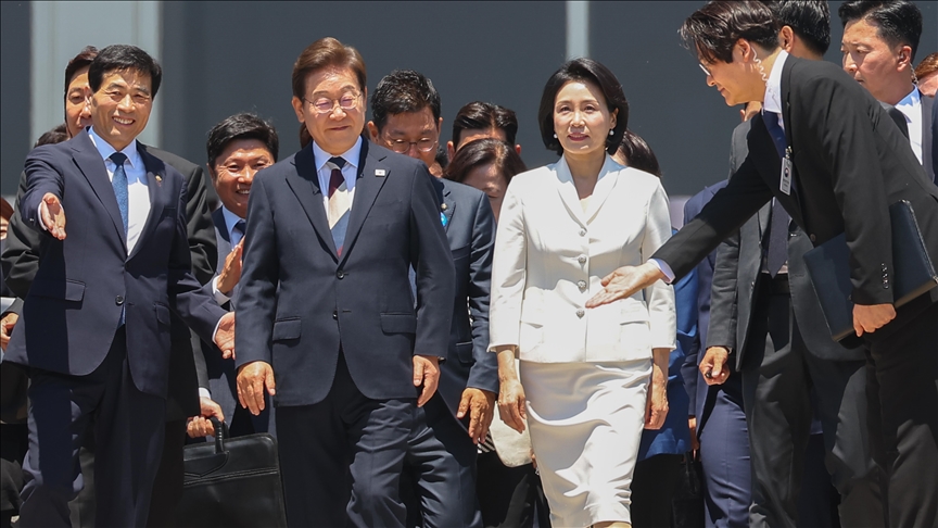 S.Korea's President Lee embarks on 1st foreign trip to attend G7 summit in Canada
