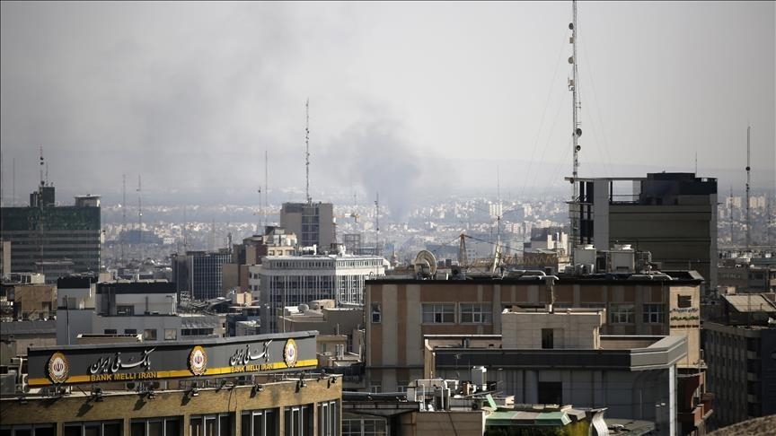 Israël déclare avoir mené une « vaste » vague de frappes sur les capacités de production d'armes iraniennes