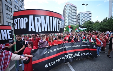 Bruxelles : des milliers de manifestants réclament des sanctions contre Israël pour "génocide à Gaza"