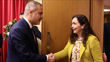 Bakan Fidan, Kosova Cumhurbaşkanı Osmani ile Tiran'da görüştü