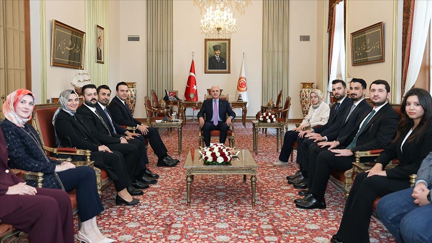 TBMM Başkanı Kurtulmuş, AK Parti Gençlik Kolları Başkanı Yusuf İbiş'i kabul etti