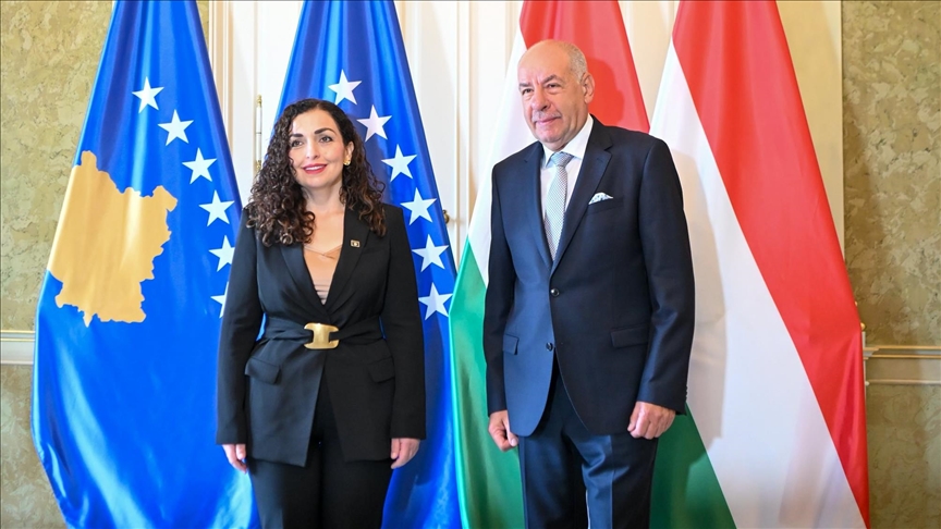 Presidentja Osmani diskuton me homologun hungarez për thellim të partneritetit dypalësh