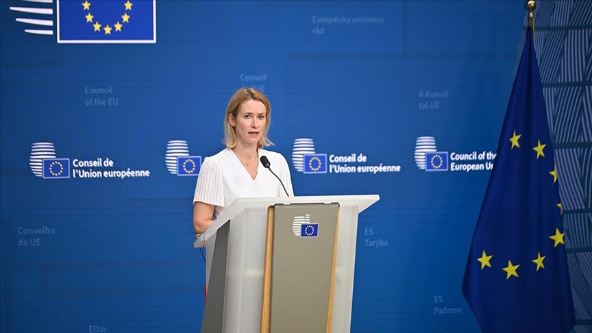 AB: İ nükleer silaha sahip olamaz ama bunu önlemenin yolu diplomasidir