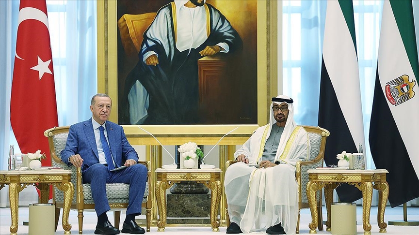 گفتوگوی تلفنی اردوغان و آل نهیان پیرامون درگیری بین ایران و اسرائیل
