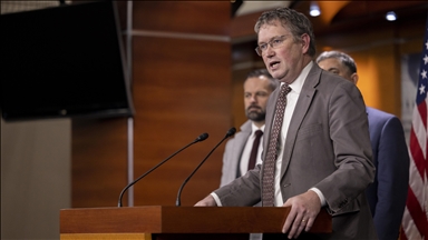 US lawmakers introduce resolution to limit unauthorized military action against Iran