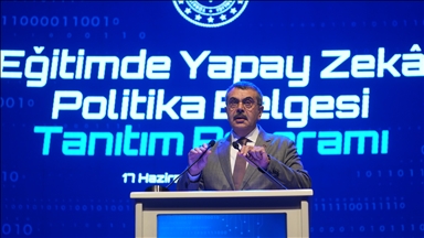 Bakan Tekin: Teknolojinin künhüne vakıf olabilecek evlatlar yetiştirmek zorundayız