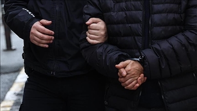 İٲԲܱ'da hastanede "haksız kazanç" sağladıkları iddia edilen 11 zanlı yakalandı