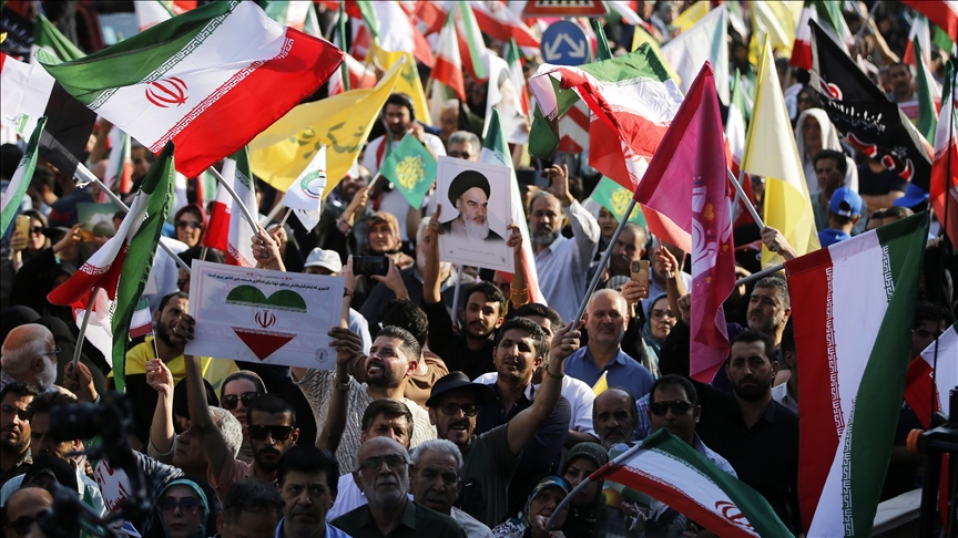 Iran : Manifestation dans la capitale en soutien aux dirigeants du pays