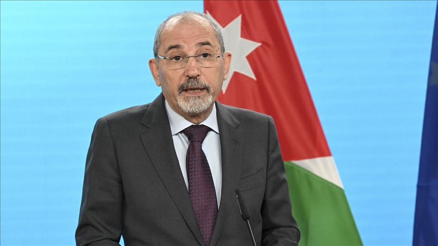 الأردن: وقف التصعيد بين إسرائيل وإيران أولوية ولا سلام بالحرب