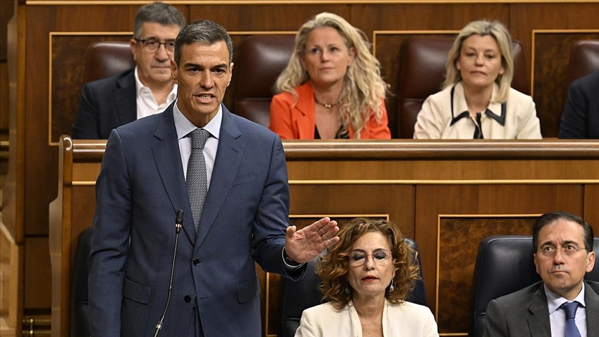 İ貹Բⲹ'da Başbakan Sanchez'in partisindeki yolsuzluk iddiaları Meclis'te gerginlik yarattı