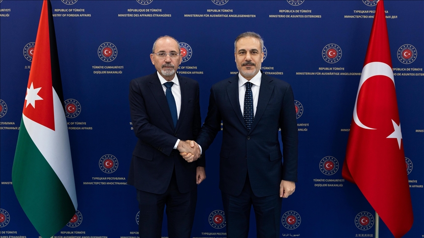 Ministri turk Fidan diskuton me homologun jordanez për sulmet e Izraelit ndaj Iranit