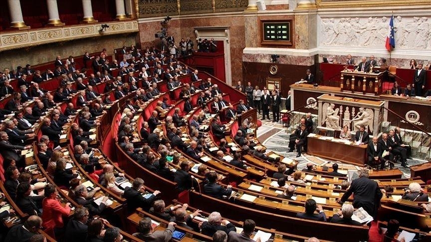 France : l’Assemblée valide la création d’une commission d’enquête sur les liens entre politiques et terrorisme