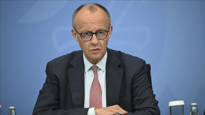 Merz, "Bu, İsrail'in hepimiz için yaptığı kirli iş" görüşünün onay görmesi ve paylaşılmasından memnun