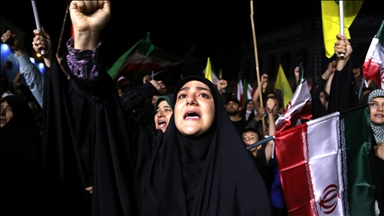 Iranians rally in capital in support of country’s leadership amid rising tensions