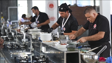 Adliye mutfaklarının aşçıları İzmir'de yarıştı