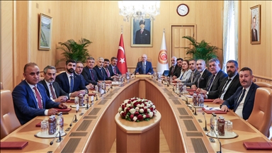 TBMM Başkanı Kurtulmuş, Doğu ve Güneydoğu Anadolu illerinin baro başkanlarını kabul etti