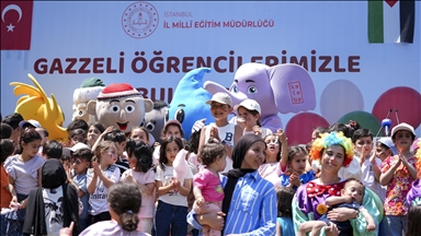 İstanbul'da Gazzeli öğrenciler için çocuk şenliği düzenlendi