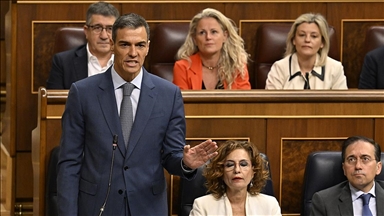 İspanya'da Başbakan Sanchez'in partisindeki yolsuzluk iddiaları Meclis'te gerginlik yarattı