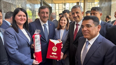 Devlet protokolü "kırmızı dipli mumla" Kırkpınar'a davet edildi