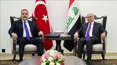 فيدان يبحث مع نظيره العراقي تداعيات الصراع الإسرائيلي الإيراني