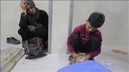 İsrail'in Gazze'ye saldırılarında aralarında yardım bekleyenlerin de bulunduğu 32 Filistinli hayatını kaybetti