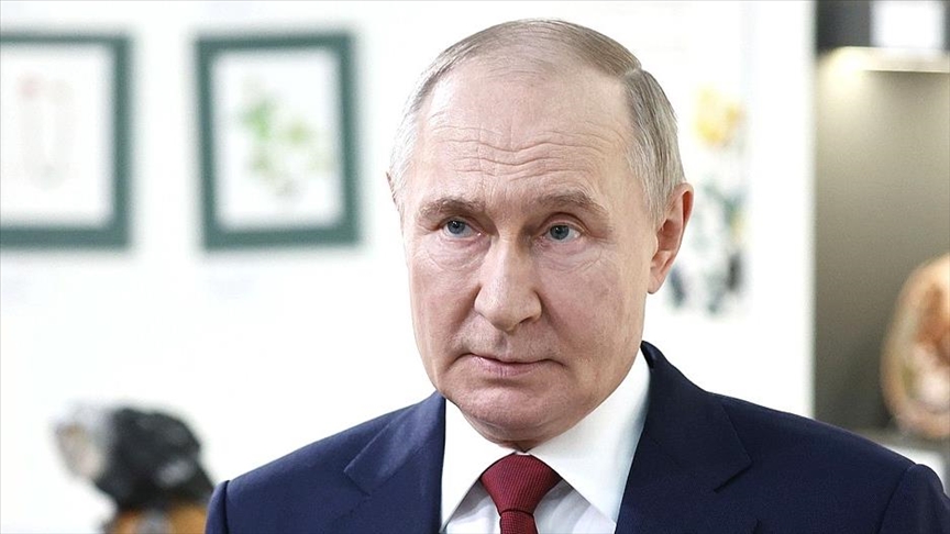Poutine qualifie les efforts de réarmement de l'OTAN d’« insensés »