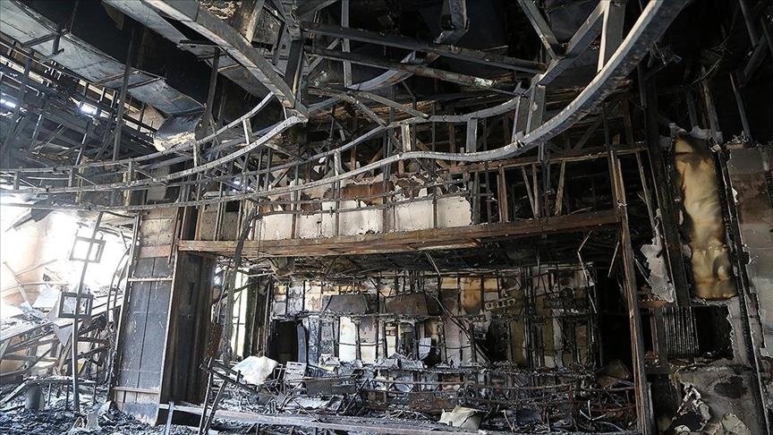 Ekîba AAyê dîmenên televizyona dewletê ya li Tehranê ku bûbû armanca êrîşa Îsraîlê girt