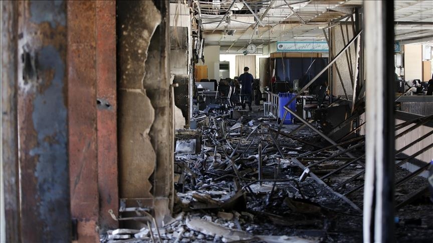 Значителна штета на зградата на Иранската државна телевизија по израелските напади