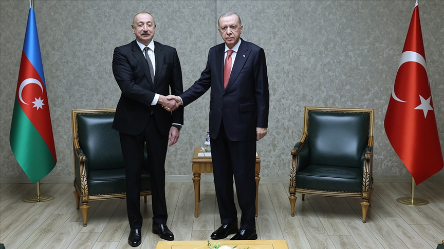 Cumhurbaşkanı Erdoğan, Azerbaycan Cumhurbaşkanı Aliyev ile görüştü