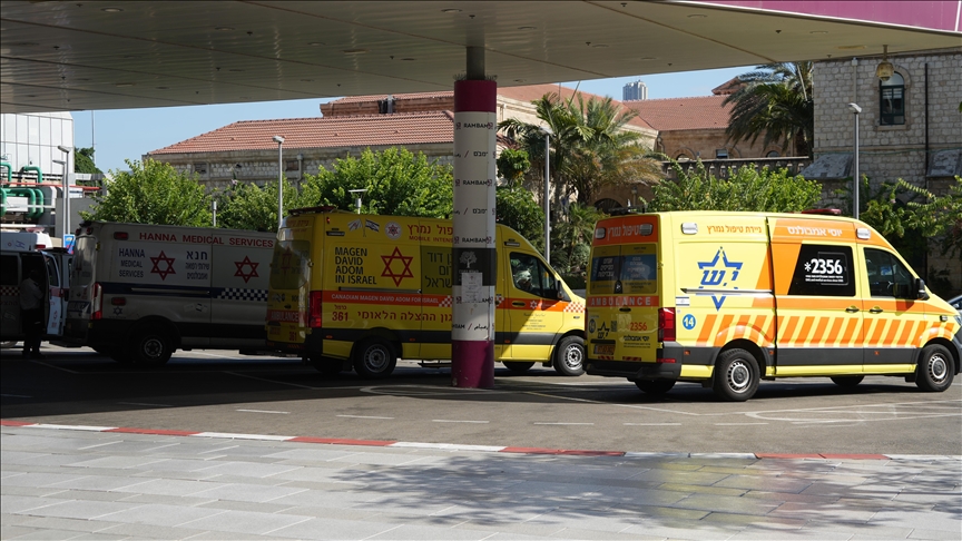 Reports of injuries and damage in central and southern Israel following Iranian missile attack