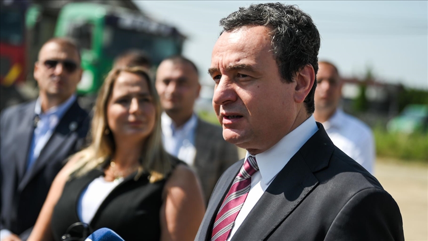 Kryeministri Kurti i quan deputetët e opozitës "deputetë nomadë"