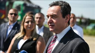 Kryeministri Kurti i quan deputetët e opozitës "deputetë nomadë"