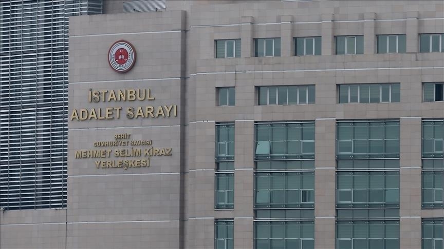 İ'ye yönelik yolsuzluk ǰşٳܰsında gözaltına alınan 2 şüpheli adliyede