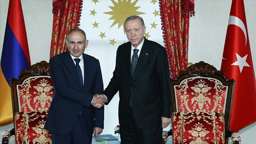 Cumhurbaşkanı Erdoğan Ermenistan Başbakanı Paşinyan'ı kabul etti