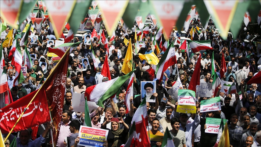 Iran, protesta në shumë qytete të vendit kundër sulmeve izraelite