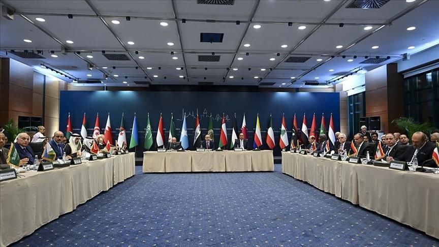 в Стамбуле завершилось чрезвычайное заседание министров иностранных дел Лиги арабских государств