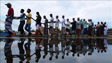 More than 122M displaced people face growing risks, UN warns on World Refugee Day