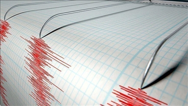 Magnitude 5.5 earthquake jolts north-central Iran