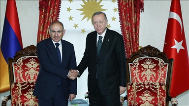 Cumhurbaşkanı Erdoğan Ermenistan Başbakanı Paşinyan'ı kabul etti